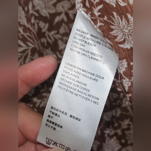 We The Free Border Batik Buttondown Top, Size XS, Brown, GUC - Picture 9 of 9